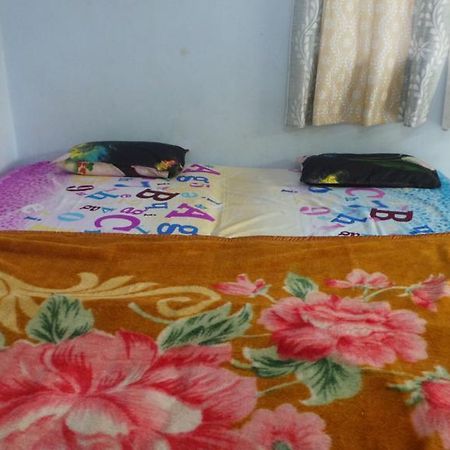 J.S Holiday Guest House 칼랑굿 외부 사진